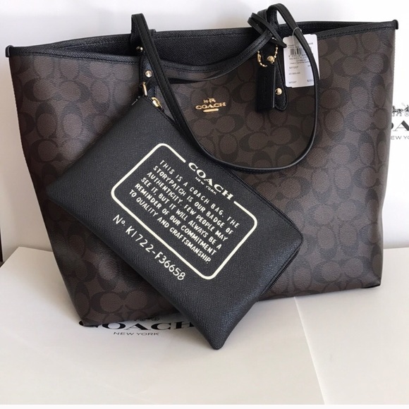 Coach Handbags - 🌷coach reversible tote&pouch/shoulder bag/large